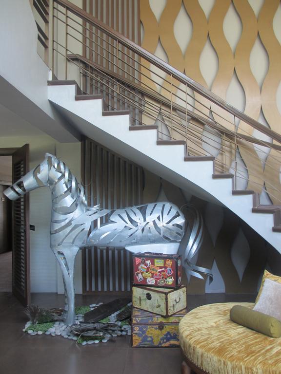The Theodore Hotel Тагайтай Экстерьер фото